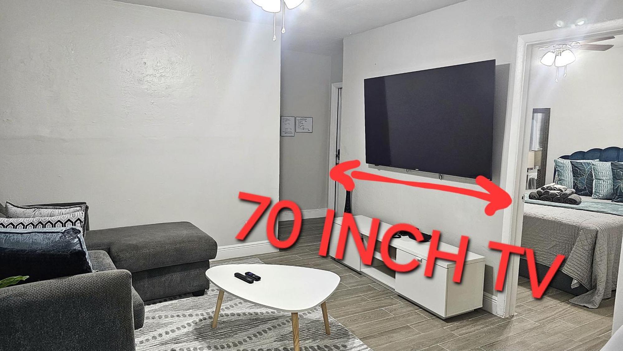 Big Tv Apartment 5 Miles From Hard Rock Casino Hollywood Exterior photo